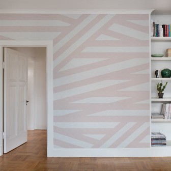 Sailor's Sea, Pink, Rebel Walls
