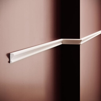 Brau decorativ din polimer rigid pentru perete