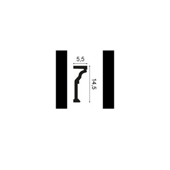 Element decorativ alb aplicat pe perete