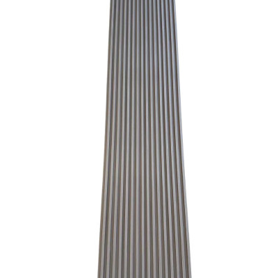 Riflaj decorativ WPC Grey Oak montat pe perete
