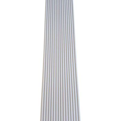 Riflaj decorativ WPC Frost White montat pe perete